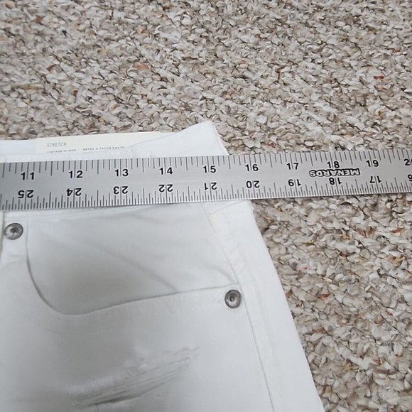 American Eagle Size 8 Denim Mini Skirt Distressed White Women Nwt - Picture 2 of 6